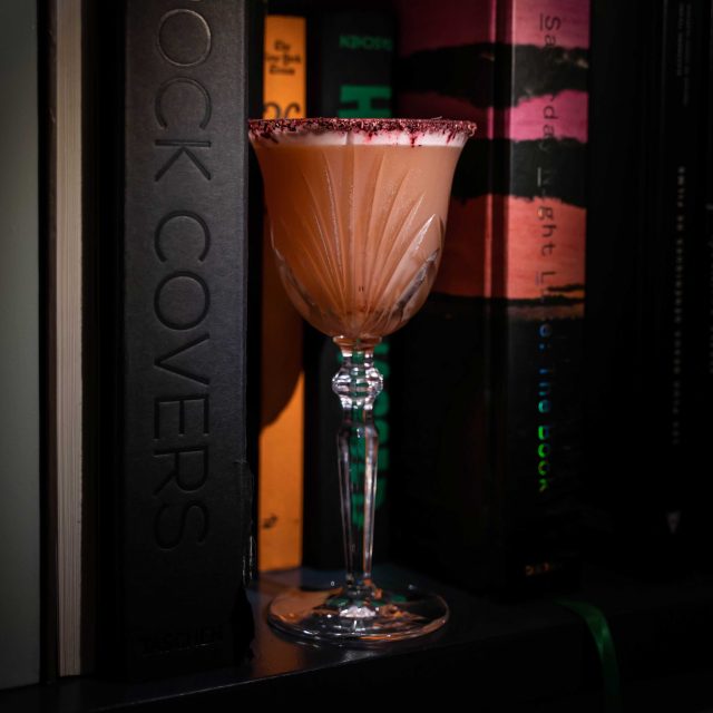 bar cocktail nolinski paris hotel etoiles luxe melrose