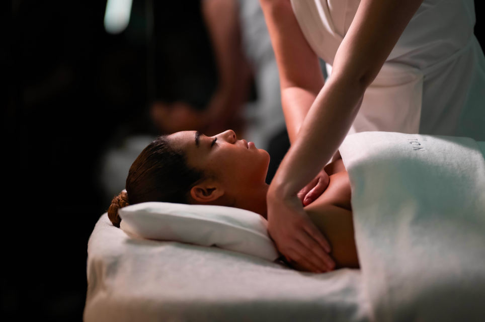face body treatments spa luxury hotel paris