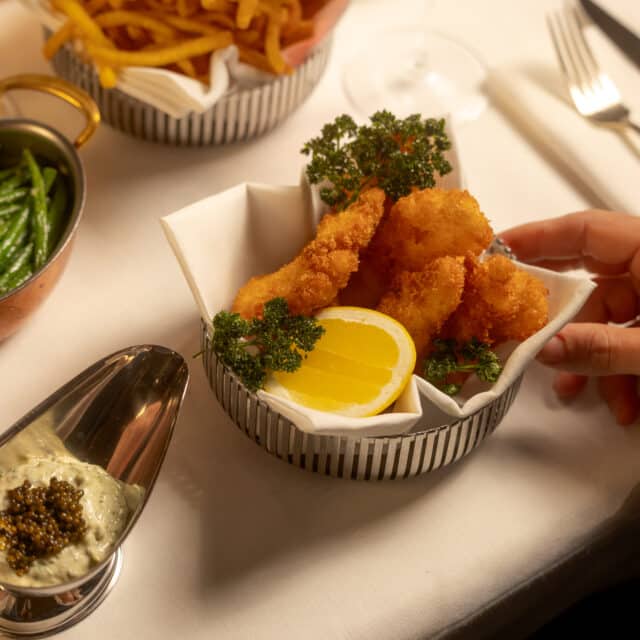 NOLINSKI PARIS RESTAURANT PHOTO