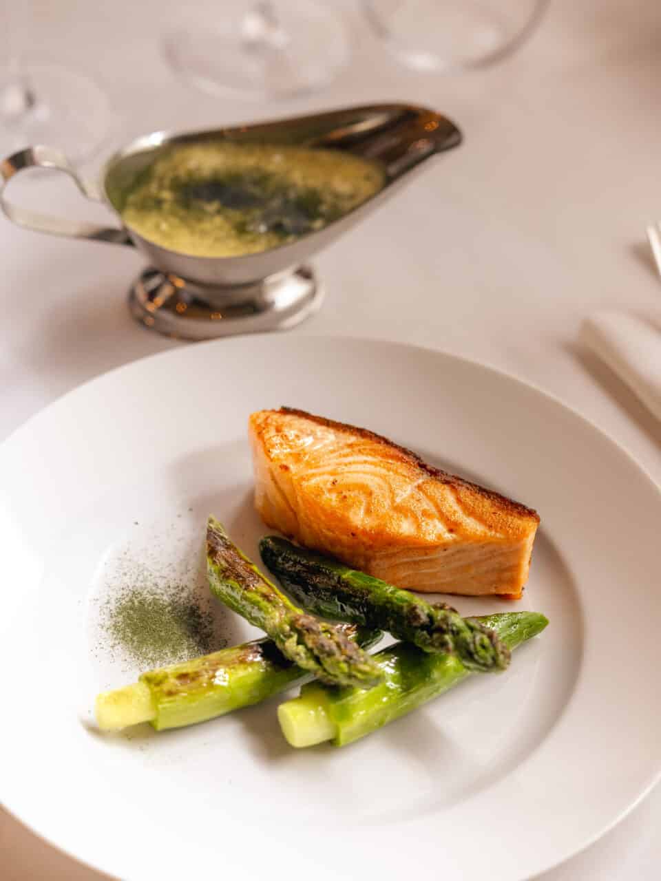 Nolinski Paris Restaurant Salmon